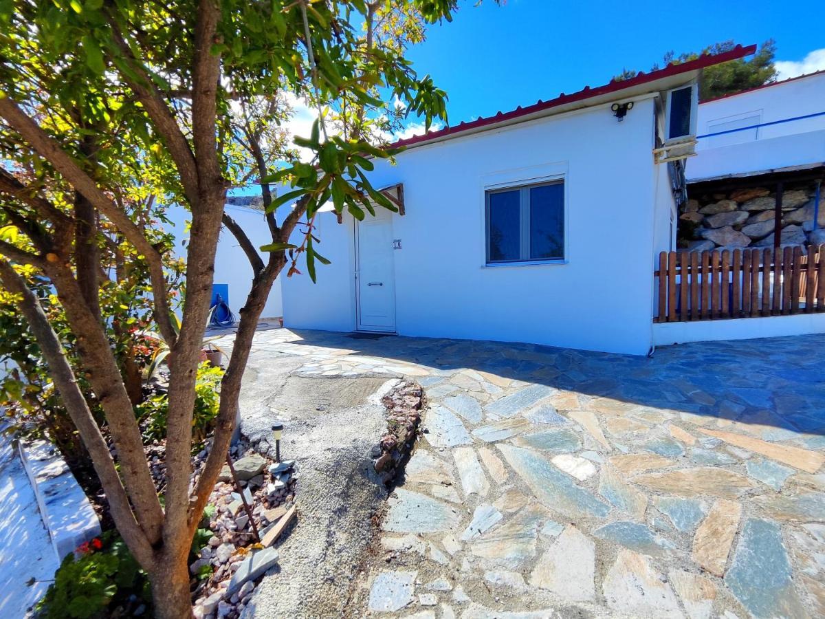 "Sunrise Stegna" 3 Apartment Archangelos  Luaran gambar